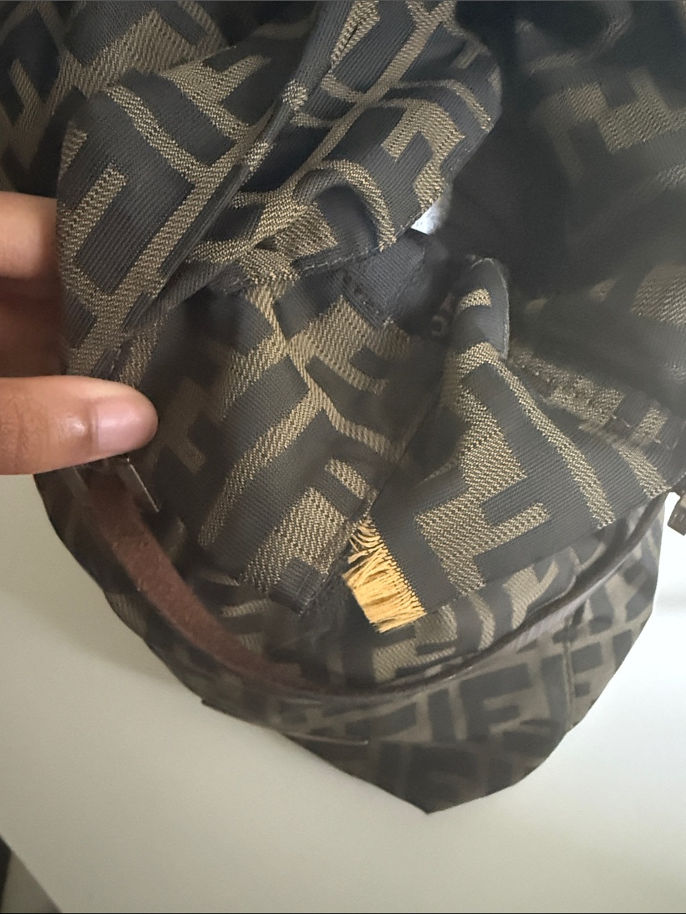 Fendi Leather Tab Accent in Deep Brown & Fendi Wallet bundle! - Picture 8 of 13